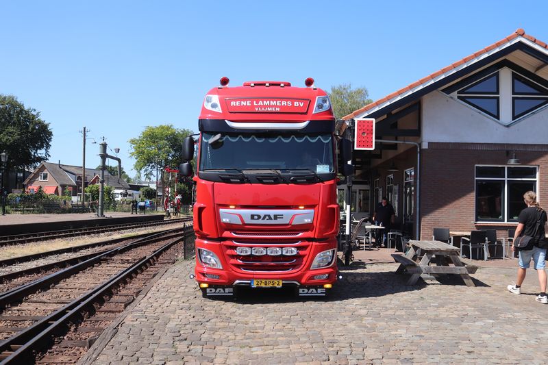 BAM Stopmachine met het fabrieksnummer 1214 en het UIC-nummer 99 84 942 8 702-7.